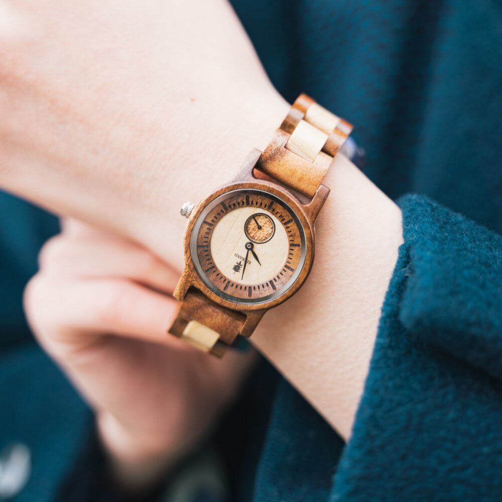 アカシアとメイプルウッドの木製腕時計 32mm 女性向け Mond Acacia & Maplewood