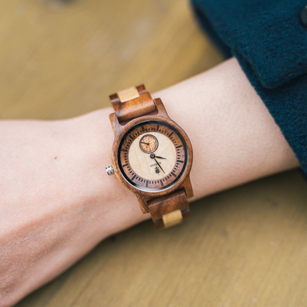 アカシアとメイプルウッドの木製腕時計 40mm 男性向け Mond Acacia & Maplewood