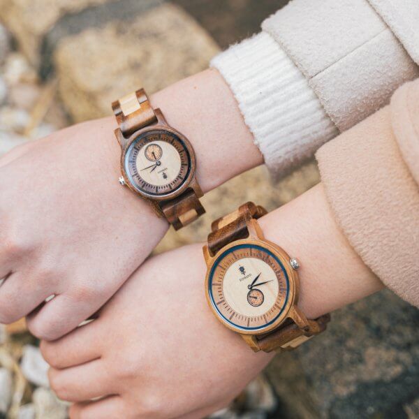 アカシアとメイプルウッドの木製腕時計 32mm 女性向け Mond Acacia & Maplewood