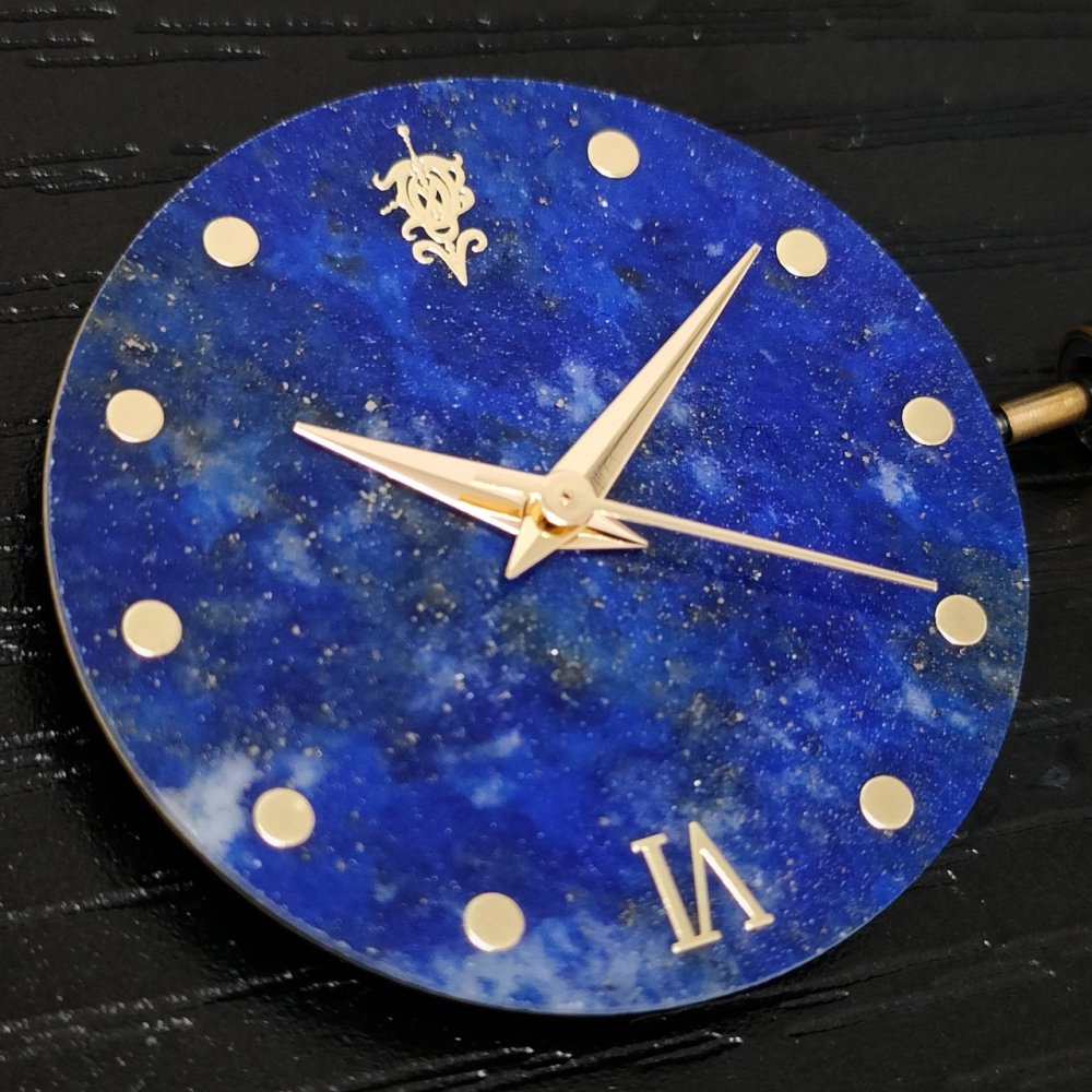 ラピスラズリとエボニーウッドの木製腕時計 34mm 女性向け Prima