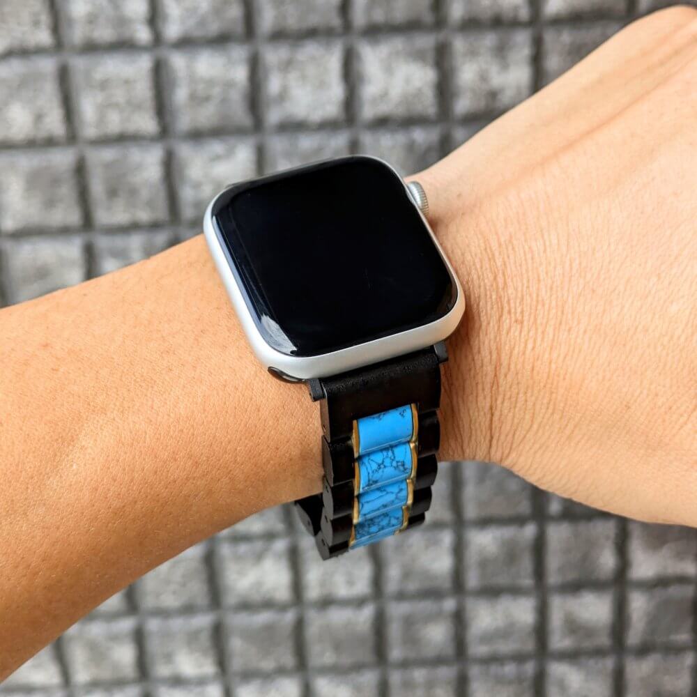 ターコイズとエボニーウッドのアップルウォッチバンド