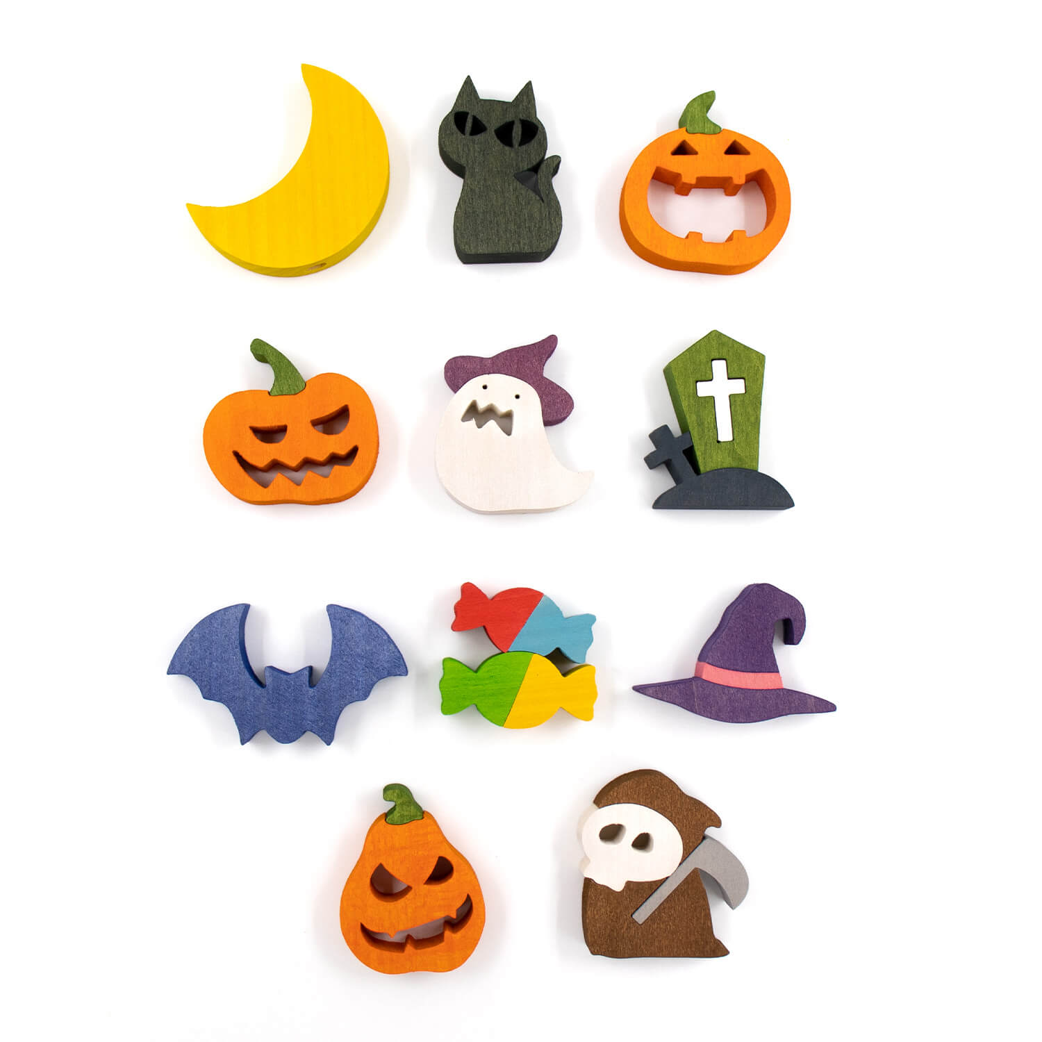 stage tree halloween figurine