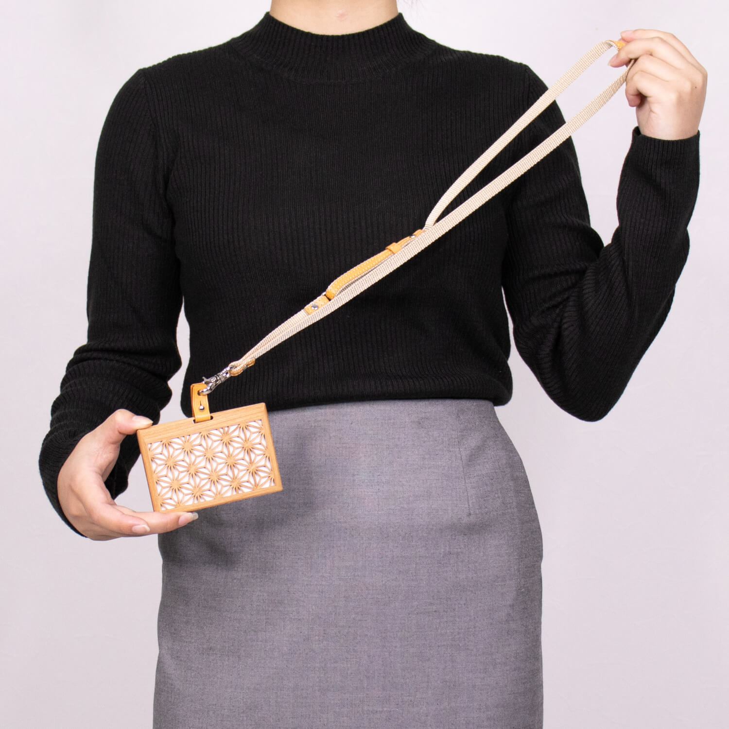 Ichie 組子細工のIDカードケース