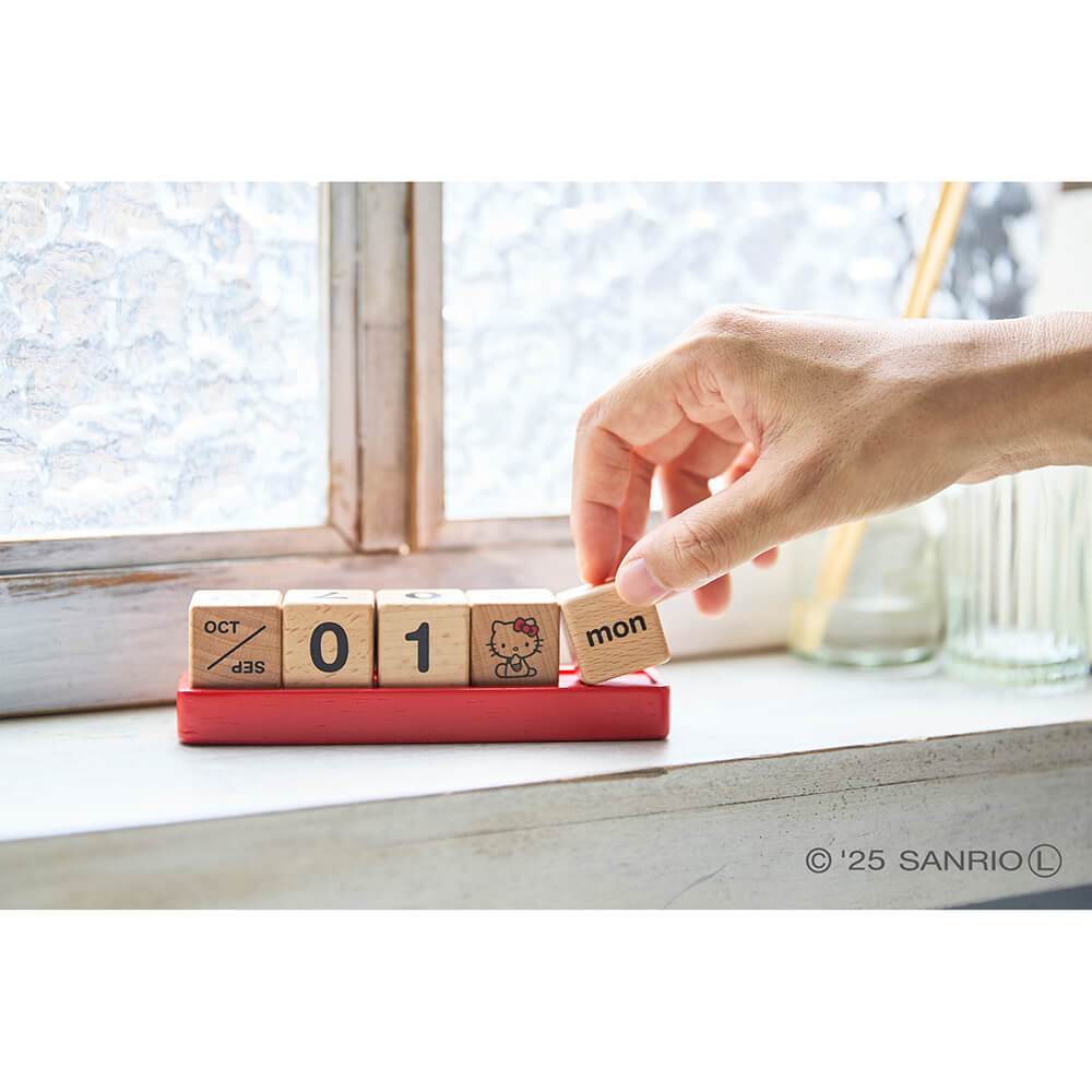 ハローキティ ブロックカレンダー レッド