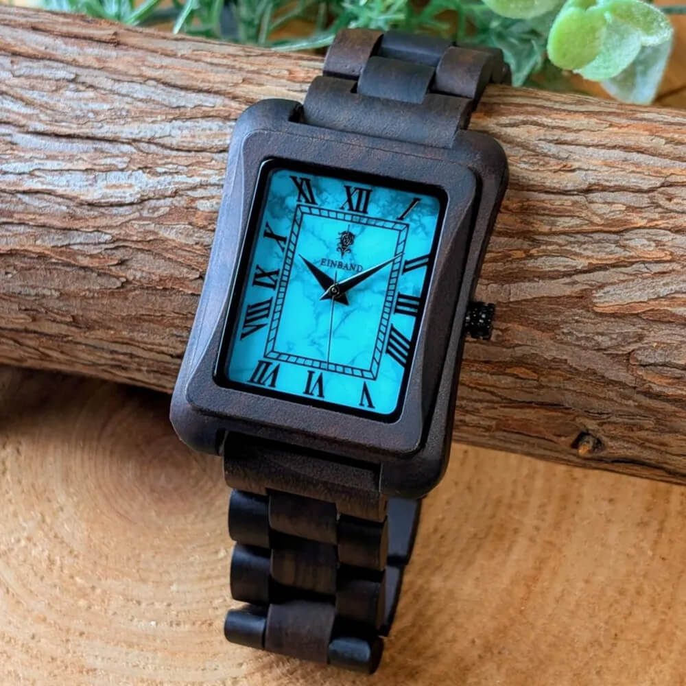 スクエア木製腕時計 ターコイズ文字盤 44×34mm 男性向け Licht Sandalwood