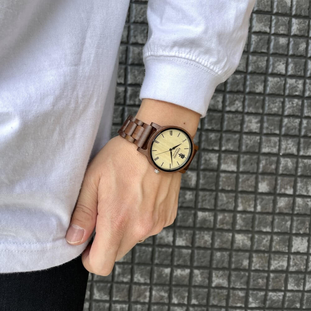 クルミの木製腕時計 40mm 男性向け Reise Walnut