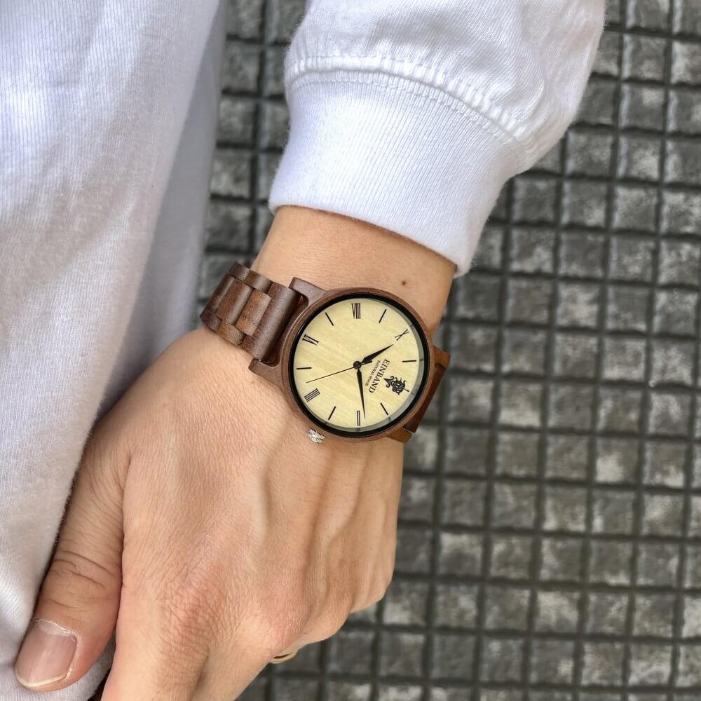 クルミの木製腕時計 40mm 男性向け Reise Walnut