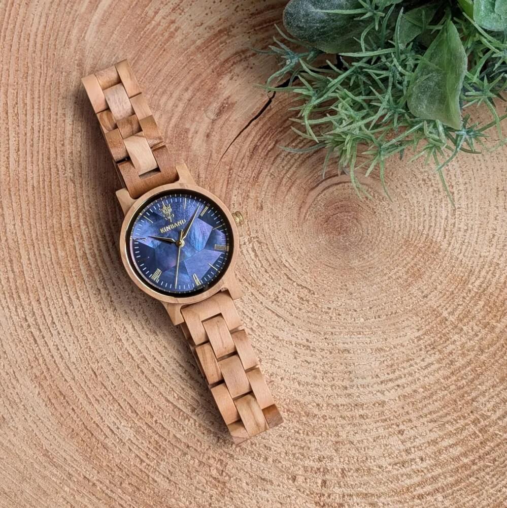 ネイビーブルーマザーオブパールとオリーブの木製腕時計 32mm 女性向け Reise