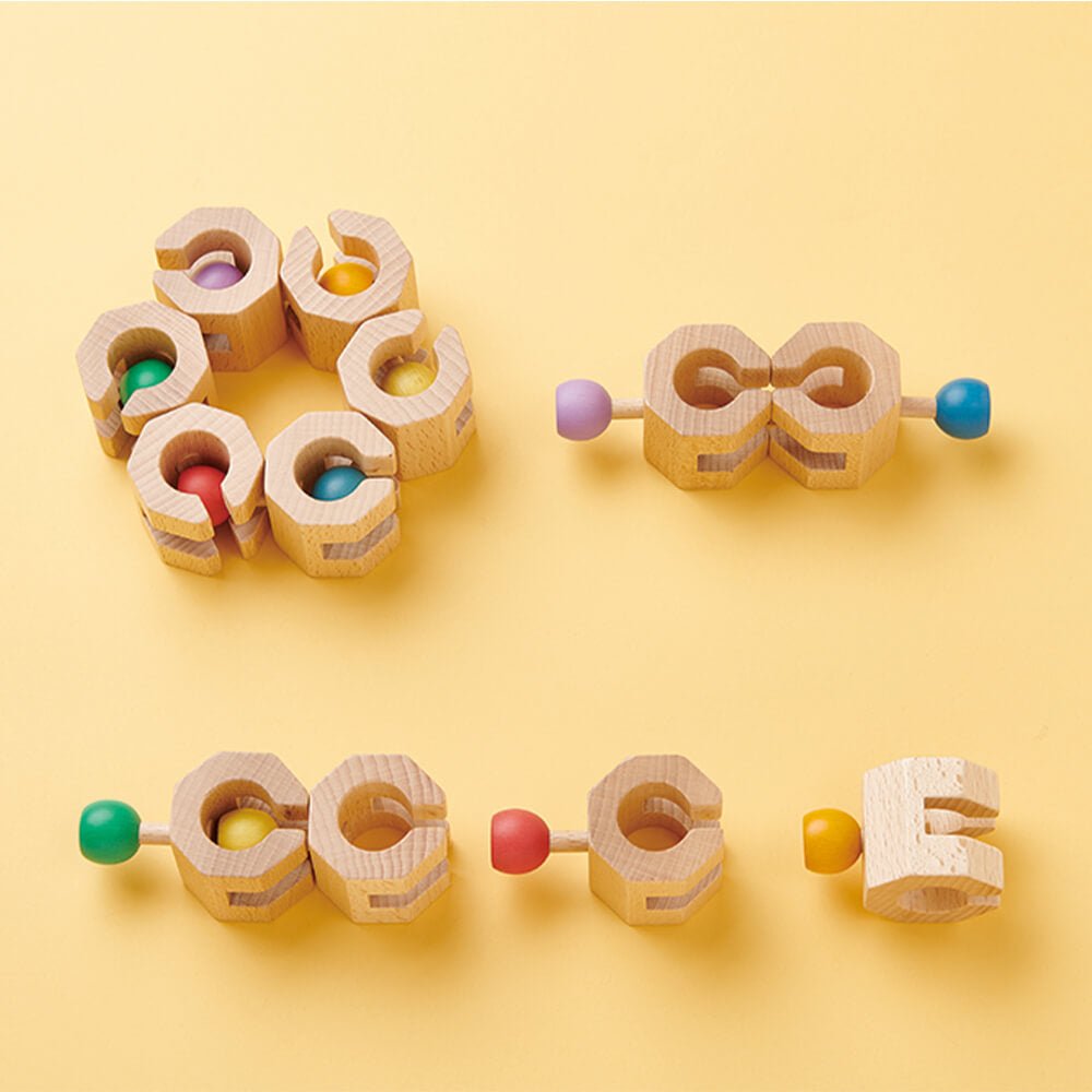 A new type of assembly toy Connectable Chain Cobit -6pieces-