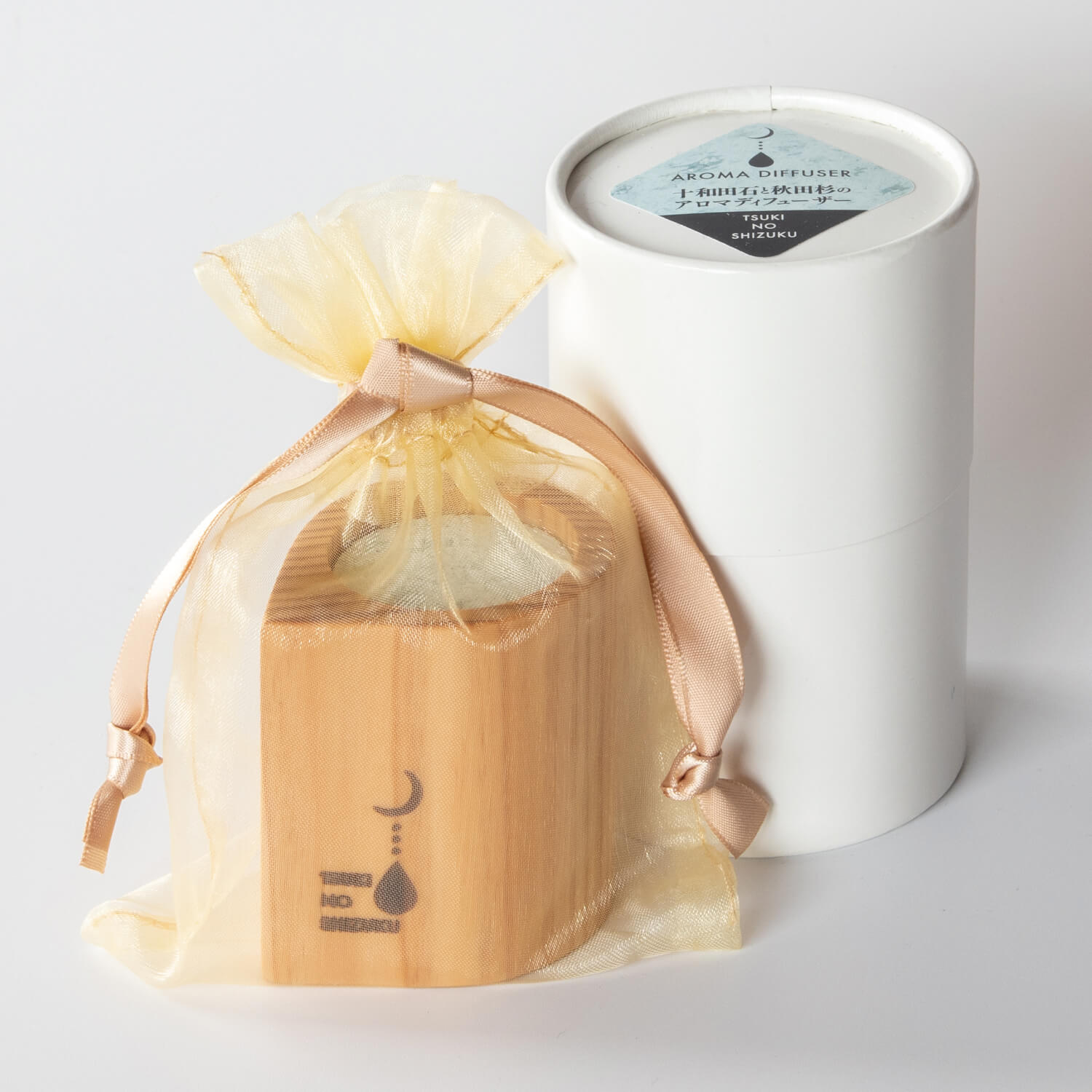 十和田石と秋田杉のアロマディフューザー(雫型) セット内容