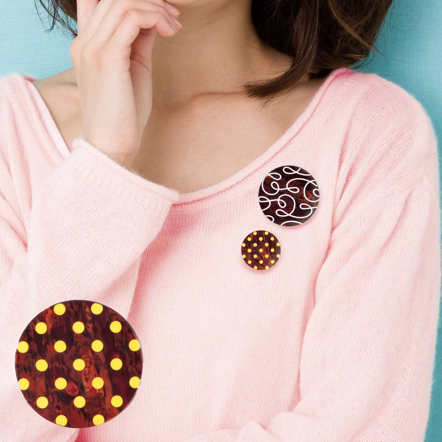 KAVERS 円(黄檗色) 秋田の伝統工芸 樺細工のブローチ