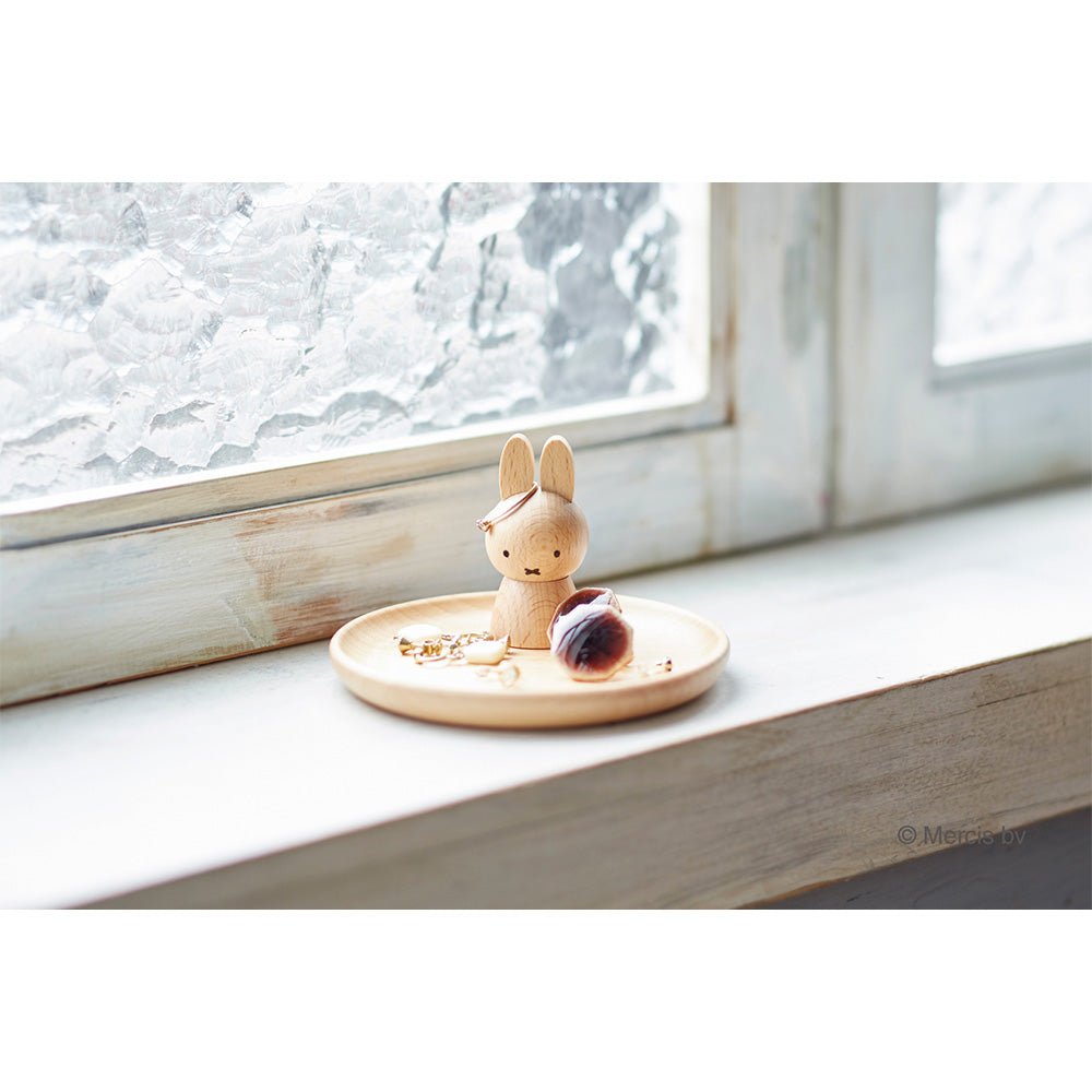 miffy accessory stand