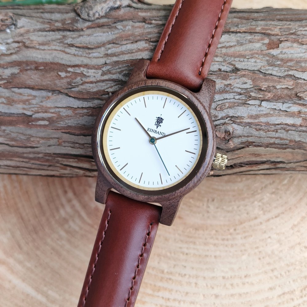 クルミの木製腕時計 32mm 女性向け Glanz WHITE 本革レザーベルト ブラウン 茶