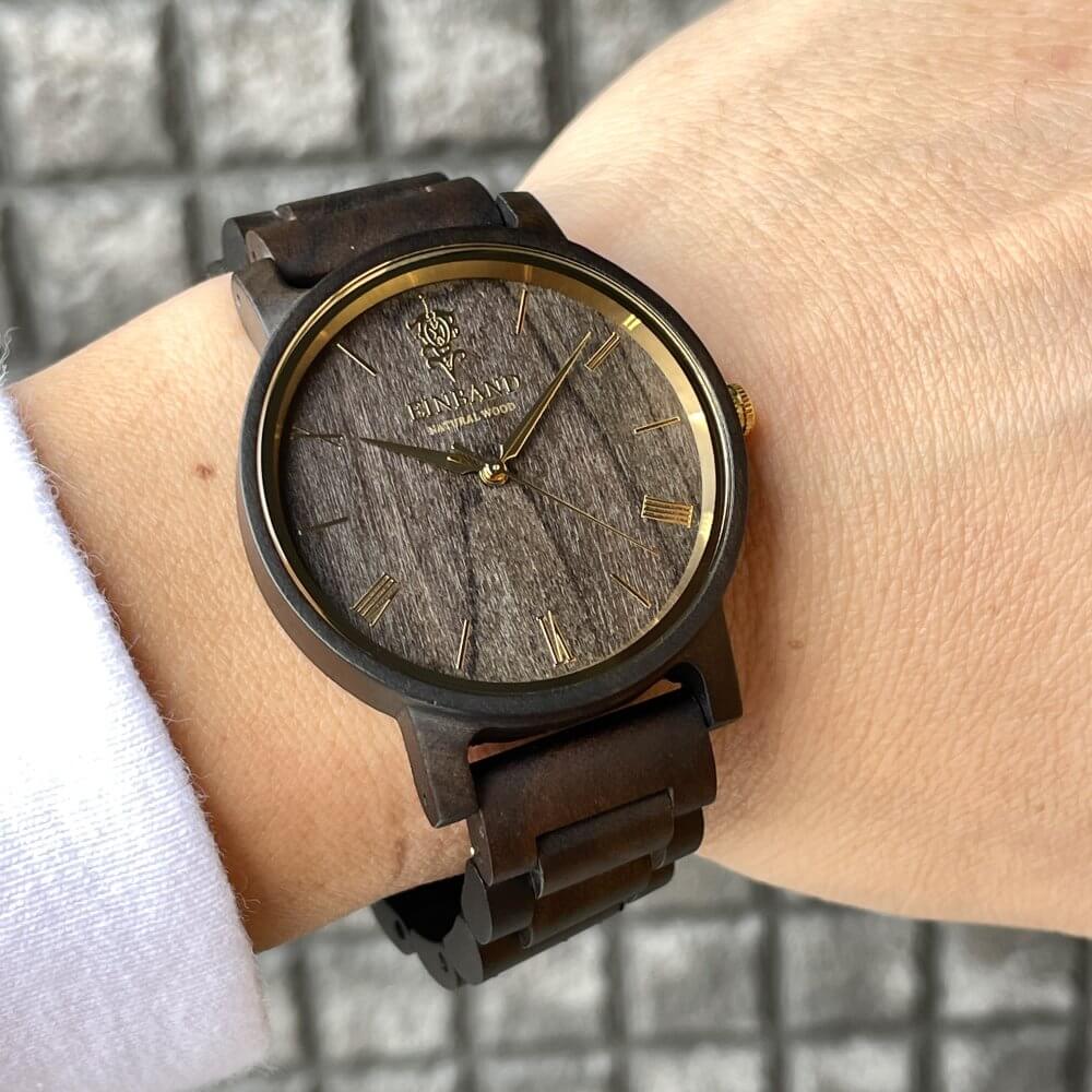 サンダルウッドの木製腕時計 40mm 男性向け Reise SandalWood & Gold