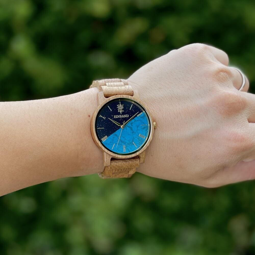 Turquoise wooden watch 40mm for men Reise Blue sandstone × Turquoise & Oak Wood