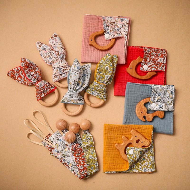 木製アニマル・うさ耳歯固め ハンドタオル ストラップ 4点セット