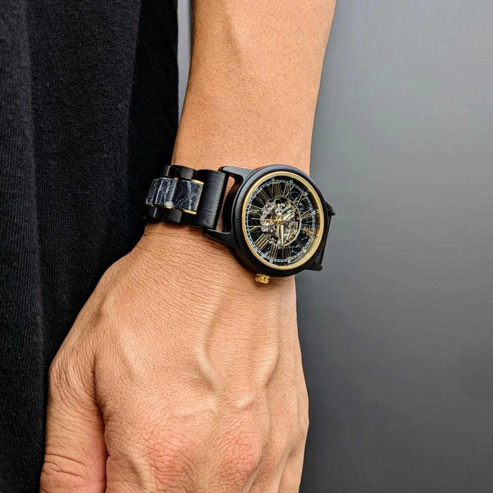 EINBAND ブラックマルキーナ×エボニーウッド自動巻き木製腕時計 40mmよろしくお願いします