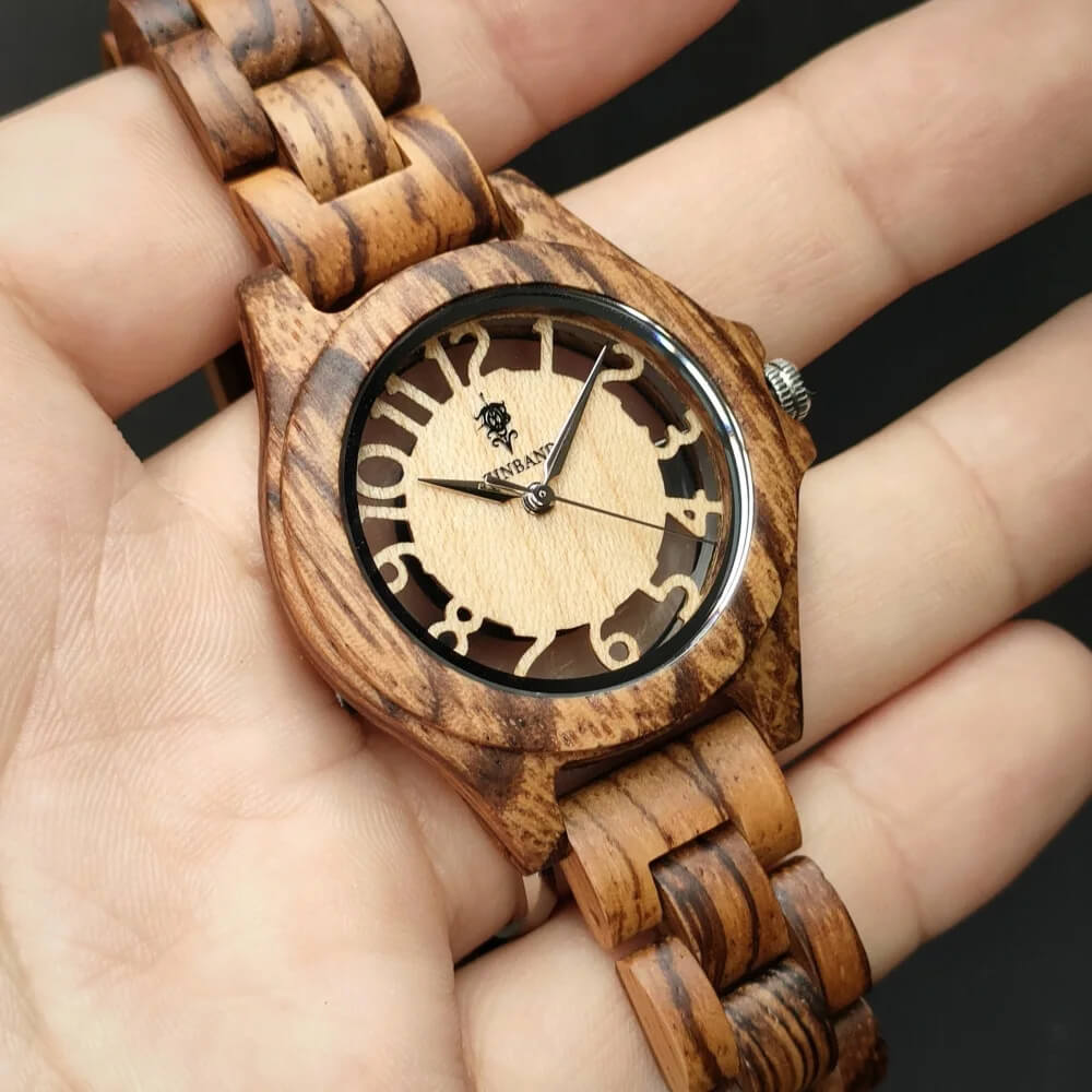 スケルトン仕様 ゼブラウッドの木製腕時計 34mm 女性向け Freiheit Zebrawood