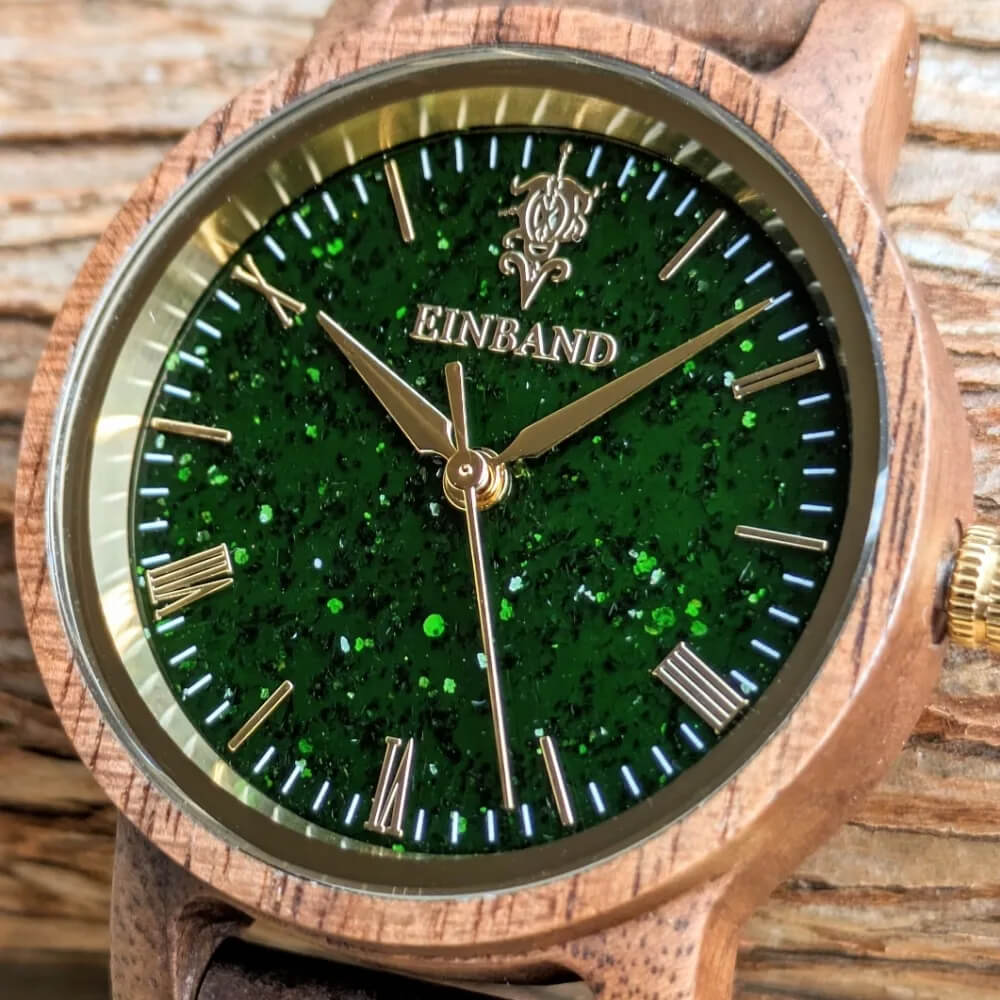 グリーンサンドストーンの木製腕時計 32mm 女性向け Reise Green sandstone × Walnut