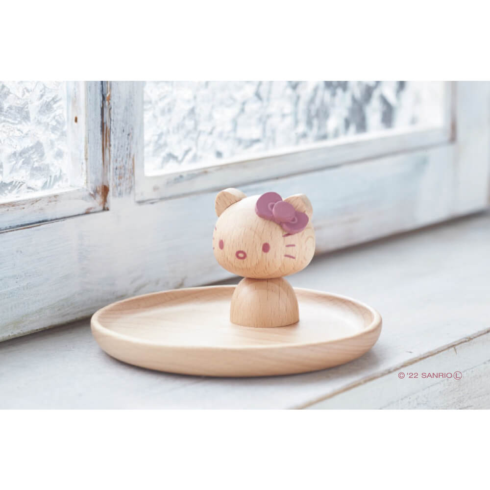 hello kitty accessory stand